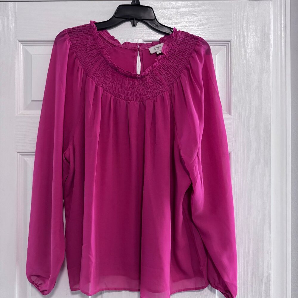 Women's LOFT pink blouse